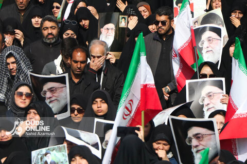 گزارش تصویری | تجمع سوگواران رهبر شهید انقلاب در میدان شهدا  _ مشهد