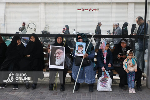 گزارش تصویری | تجمع سوگواران رهبر شهید انقلاب در میدان شهدا  _ مشهد