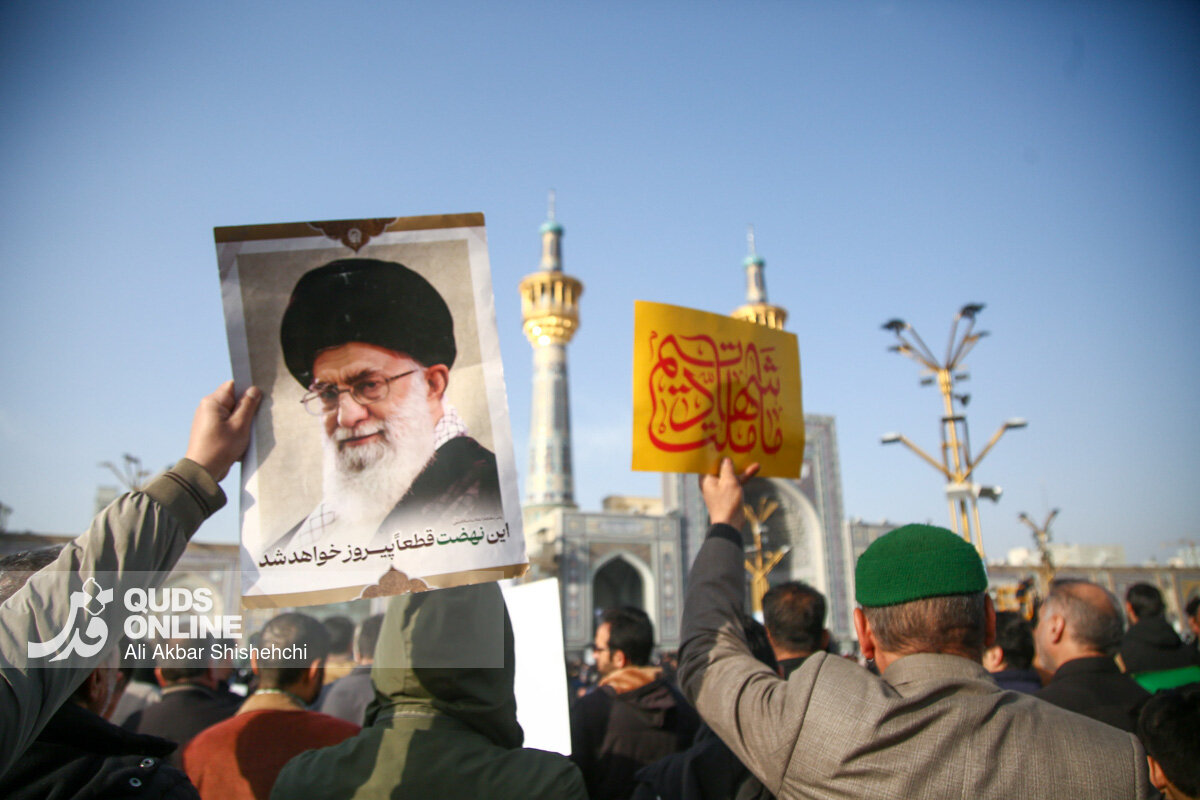 امام خامنه‌ای الگویی از «حاکم زاهد» را به جهان عرضه کردند / علمدار تبیین اندیشه امام(ره) و دلسوز خستگی‌ناپذیر امّت