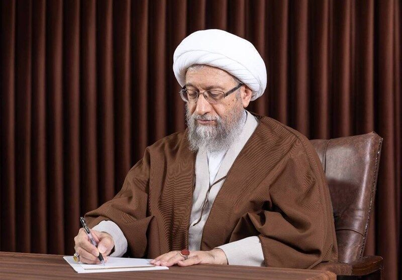 آیت‌الله آملی لاریجانی: سردار تنگسیری ضربات سهمگینی بر متجاوزین آمریکایی-صهیونی وارد ساخت