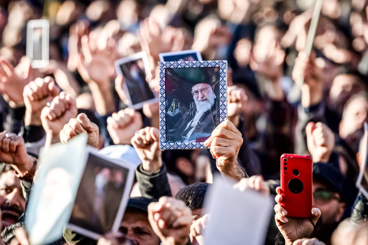 نگاهی به آیه ۱۷۰ سوره آل‌عمران در بیانات رهبر شهید انقلاب/ پیام شهدا این است؛ نترسید و غمگین نشوید!