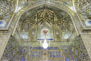 تلألو نور در جوار خورشید