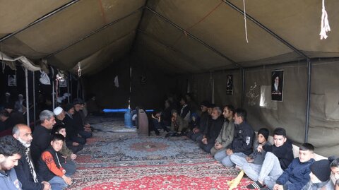 برافراشتن خیمه عزای رهبر شهید انقلاب در شهرهای ترکمن‌نشین گلستان