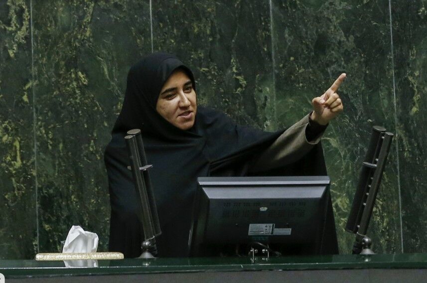 نماینده ایلام: وضعیت غرب کشور کاملا عادی است/ مردم به شایعه سازی های دشمنان توجه نکنند