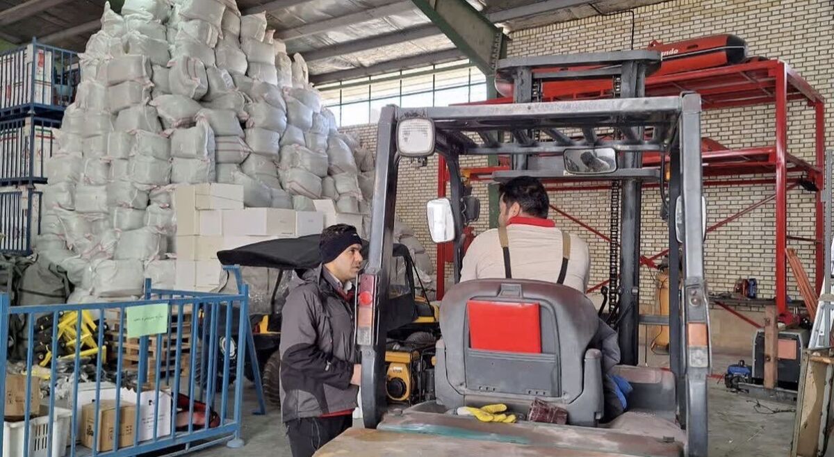 تجهیز کامل انبارهای امدادی هلال‌احمر استان مرکزی