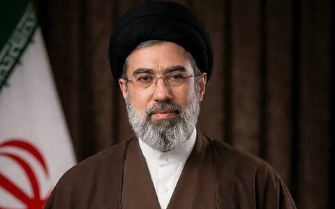 اجتماع بزرگ بیعت با سومین رهبر انقلاب اسلامی در یزد