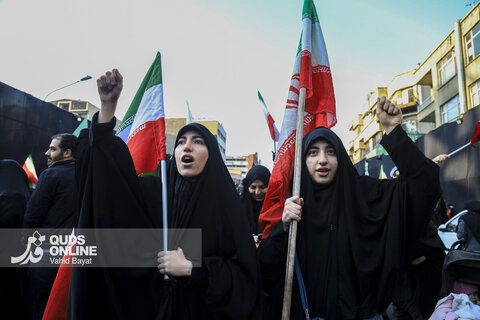 گزارش تصویری | بیعت مردم تهران با سومین رهبر انقلاب