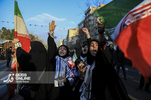گزارش تصویری | بیعت مردم تهران با سومین رهبر انقلاب