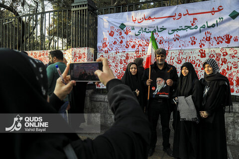 گزارش تصویری | بیعت مردم تهران با سومین رهبر انقلاب