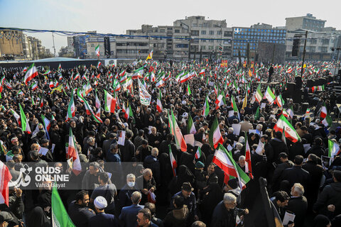 گزارش تصویری | بیعت مردم تهران با سومین رهبر انقلاب