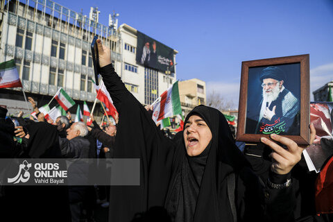 گزارش تصویری | بیعت مردم تهران با سومین رهبر انقلاب