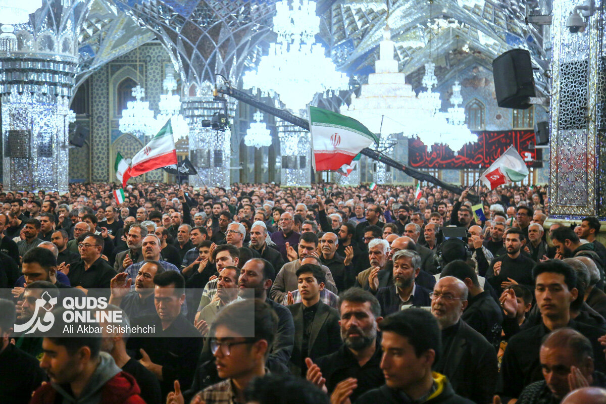 فیلم | نماهنگ حیدر کرار با نوای محمود کریمی در حرم امام رضا(ع)