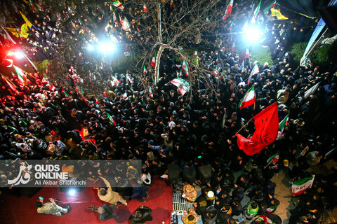 نهمین شب حضورمردم مشهد در خونخواهی امام شهید یکشنبه 18 اسفند 1404