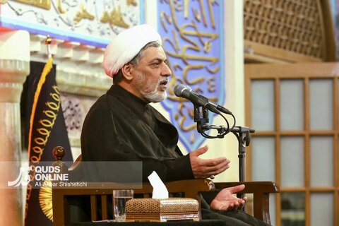 مراسم احیاء شب بیست و یکم ماه مبارک رمضان در حرم مطهر رضوی