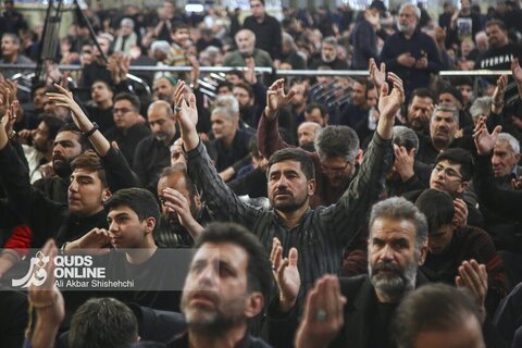 مراسم احیاء شب بیست و یکم ماه مبارک رمضان در حرم مطهر رضوی