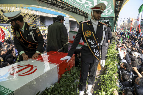 تشییع پیکر مطهر فرماندهان عالی رتبه و جمعی از شهدای تهران
