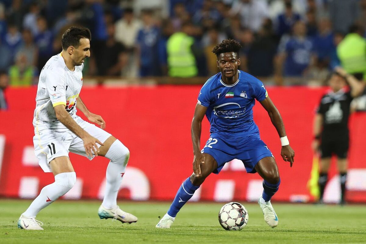 اندونگ: با استقلال و ایران می‌مانم 