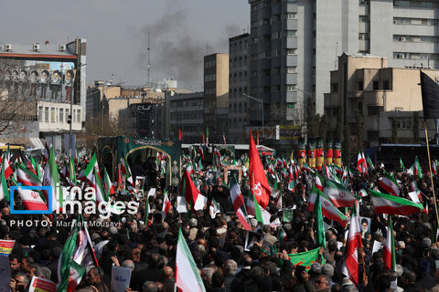 عکس منتخب هفته | تشییع پیکر ۳۵ شهید در تهران (۱)
