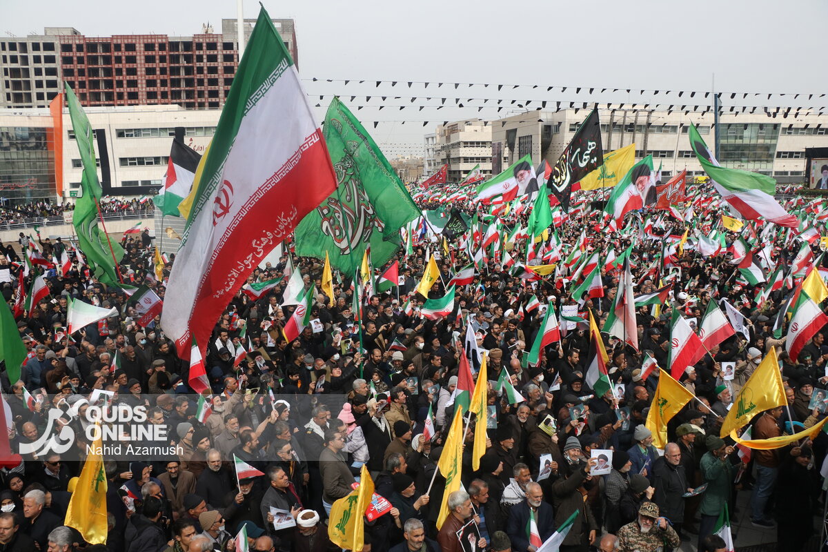 فیلم | حماسه آفرینی مشهدی‌ها در راهپیمایی روز قدس با شعار مرگ بر آمریکا