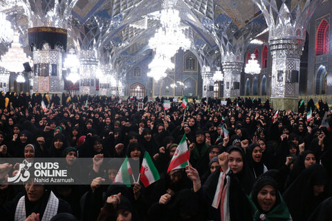 گزارش تصویری | بیعت پنج‌هزار نوجوان با رهبر انقلاب اسلامی در رواق امام خمینی(ره)