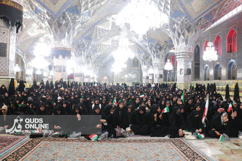گزارش تصویری | بیعت پنج‌هزار نوجوان با رهبر انقلاب اسلامی در رواق امام خمینی(ره)