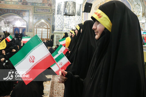 گزارش تصویری | بیعت پنج‌هزار نوجوان با رهبر انقلاب اسلامی در رواق امام خمینی(ره)