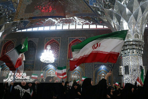 گزارش تصویری | بیعت پنج‌هزار نوجوان با رهبر انقلاب اسلامی در رواق امام خمینی(ره)