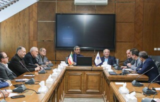 در نشست هم‌اندیشی فعالان اقتصادی با استاندار خراسان رضوی مطرح شد؛ تاکید بر بازنگری در مقررات مخل تولید در شرایط اضطرار