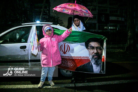 هجدهمین شب حضور خیابانی مردم مشهد در خون خواهی امام شهید
