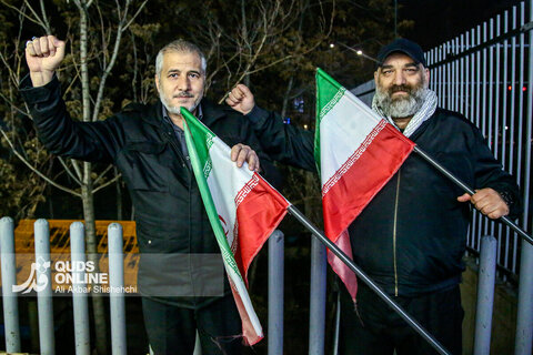 هجدهمین شب حضور خیابانی مردم مشهد در خون خواهی امام شهید