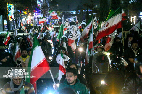 هجدهمین شب حضور خیابانی مردم مشهد در خون خواهی امام شهید