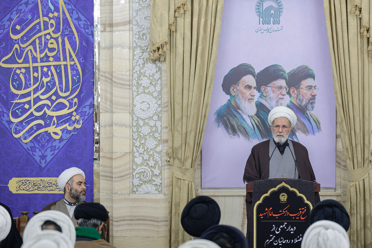 روحانیت برون‌گرا؛ موتور محرکه تحول و آینده‌ساز ملت ایران