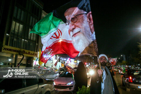 نوزدهمین شب حضور خیابانی مردم مشهد در خون خواهی امام شهید