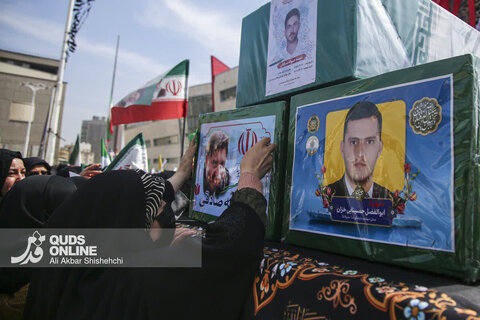 گزارش تصویری | مراسم تشییع قهرمانان «ناو دنا» - مشهد