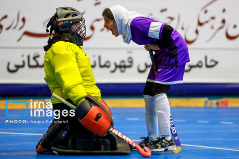 عکس منتخب سال | مسابقات قهرمانی هاکی سالنی بانوان کشور 
 بهمن ۱۴۰۴