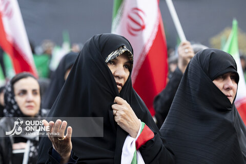 نوروز پیروزی- میدان انقلاب