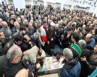 مشگین‌شهر پیکر مطهر شهید مدافع وطن را به آغوش کشید