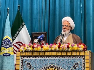امام جمعه کرمانشاه: هیمنه کاذب آمریکا در جنگ با ایران فرو ریخت