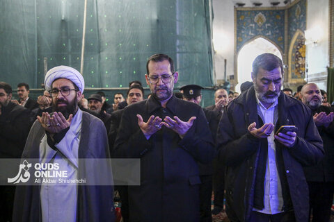 اقامه نماز عید سعید فطر در حرم مطهرامام رضا علیه السلام
