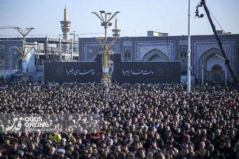 اقامه نماز عید سعید فطر در حرم مطهرامام رضا علیه السلام