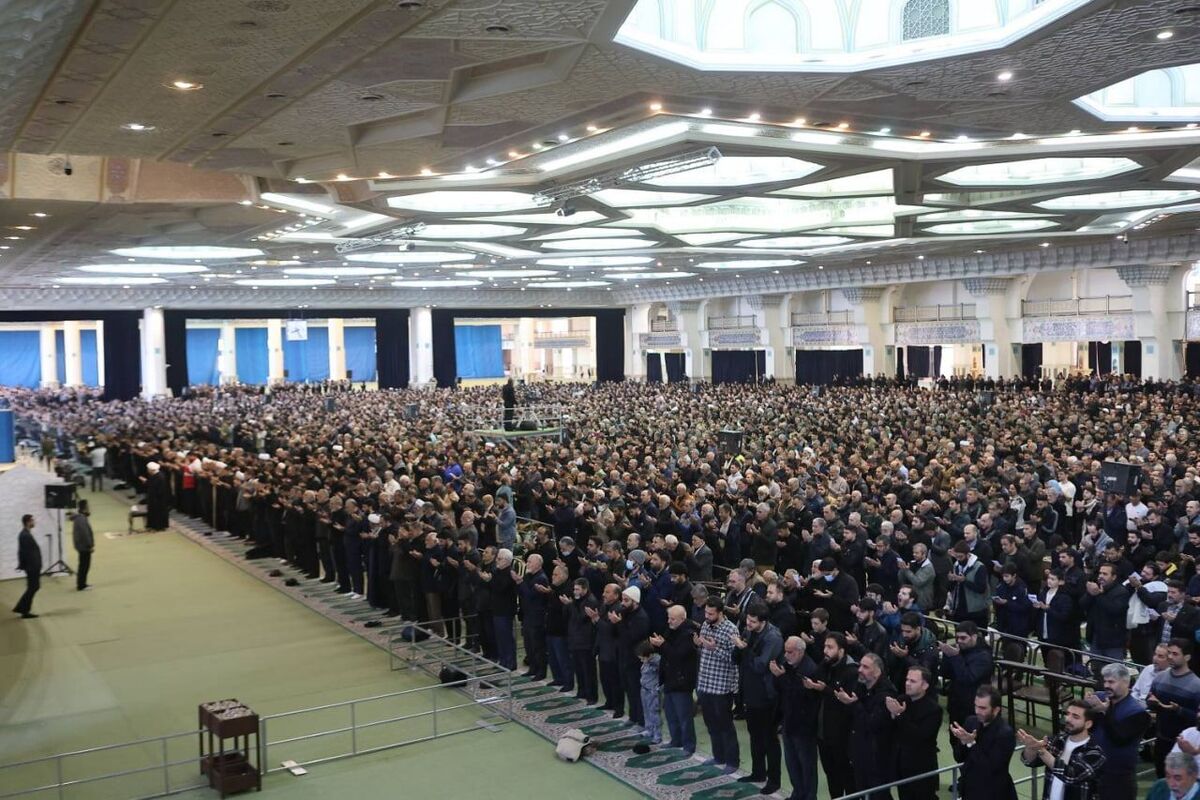 اقامه نماز عید سعید فطر در مصلای تهران