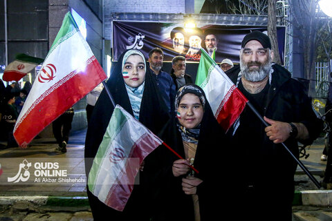 بیست و دومین شب حضور خیابانی مردم مشهد در خون خواهی امام شهید
