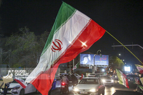 بیست و دومین شب حضور خیابانی مردم مشهد در خون خواهی امام شهید