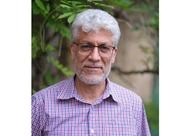 موضع محمد دهقانی درباره جنگ