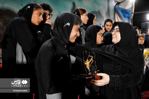 عکس منتخب هفته | استقبال از تیم ملی فوتبال بانوان در میدان ولیعصر(عج)