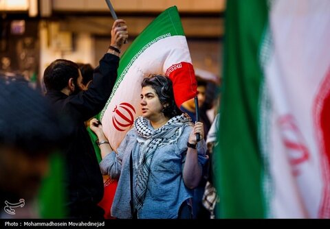 عکس منتخب هفته | بیست وسومین شب اجتماع تهرانی ها در حمایت از نیروهای مسلح