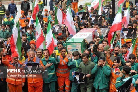 عکس منتخب هفته | تشییع پیکر مطهر پاکبان شهید حسن خیران در تهران