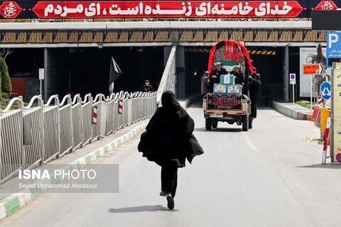 عکس منتخب هفته | مراسم تشییع قهرمانان «ناو دنا» - مشهد