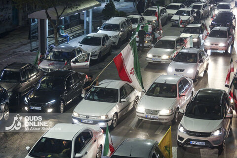 مردم مشهد پای کار؛ تجمع با شکوه مدافعان وطن در خیابان‌های شهر