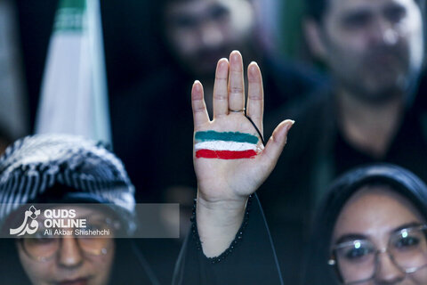 مردم مشهد پای کار؛ تجمع با شکوه مدافعان وطن در خیابان‌های شهر